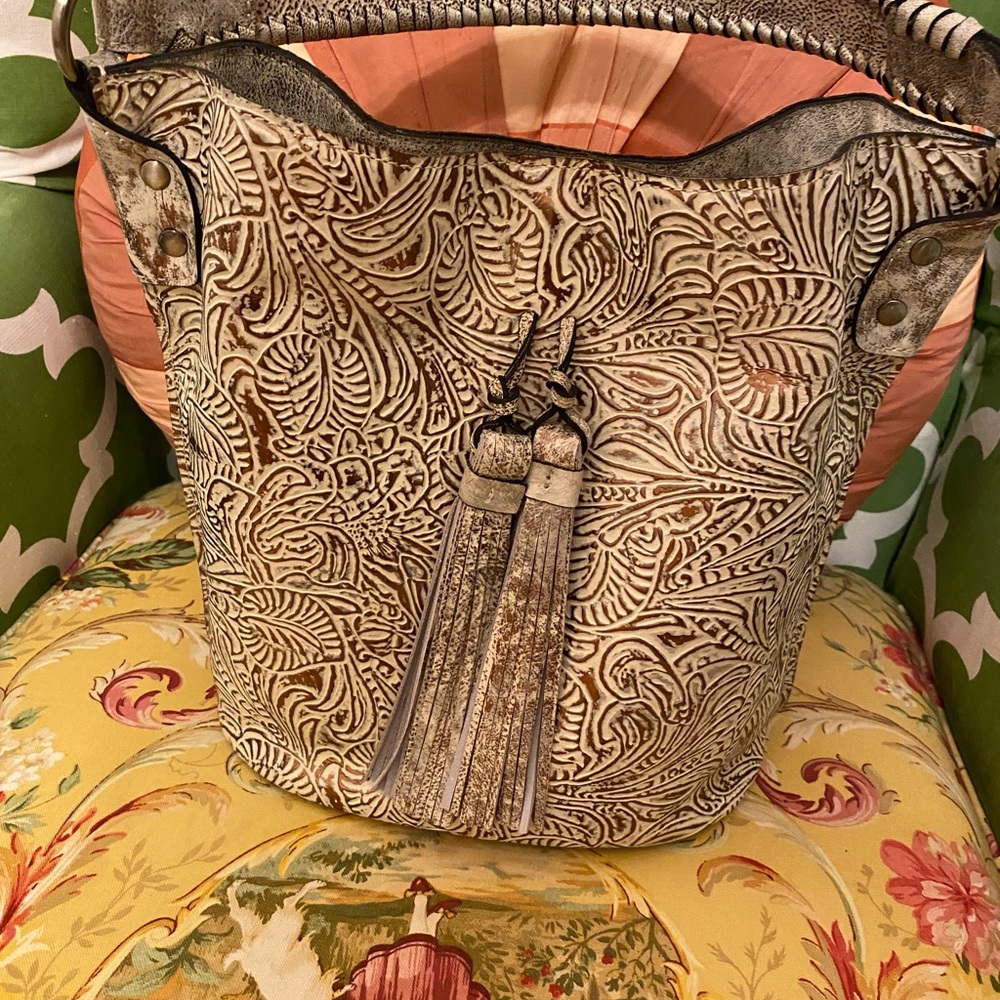 Patricia Nash Otavia Bucket Bag White